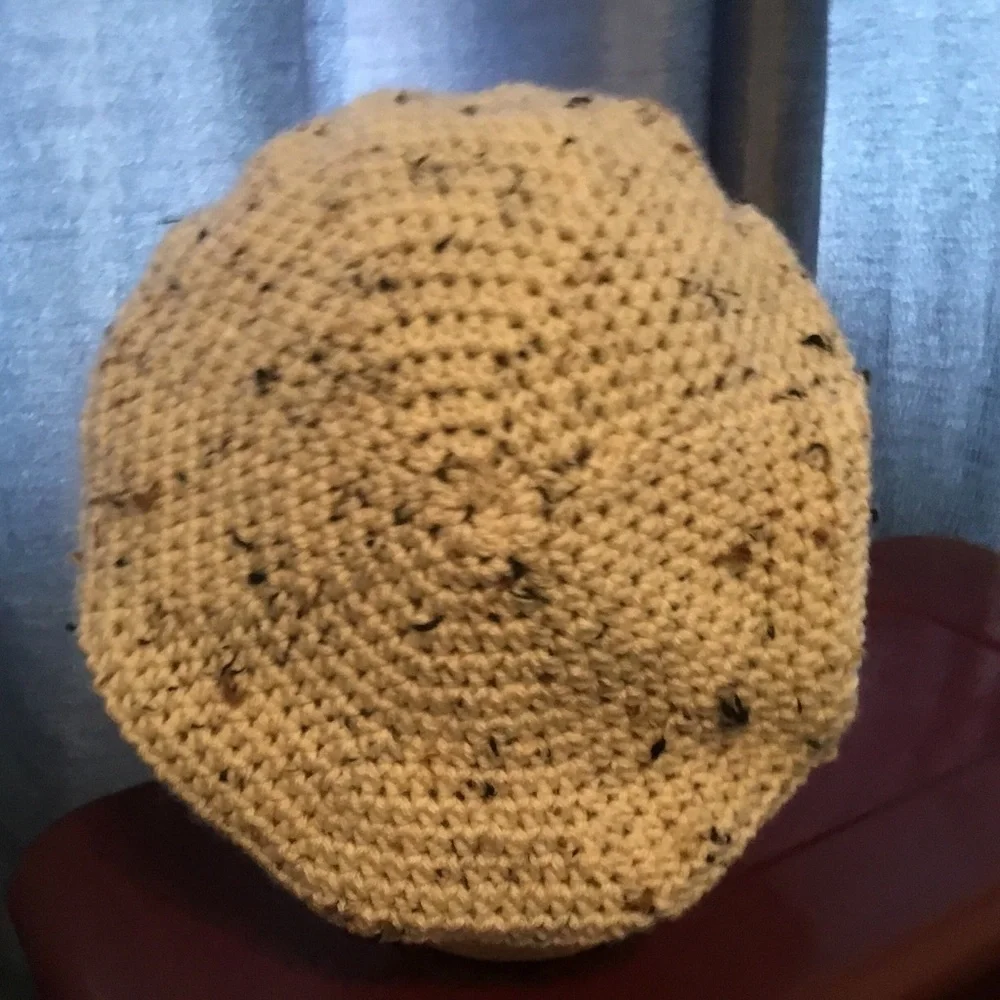 inspired Scottish style crocheted Tam and fingerless gloves made by me - Picture 3 of 9